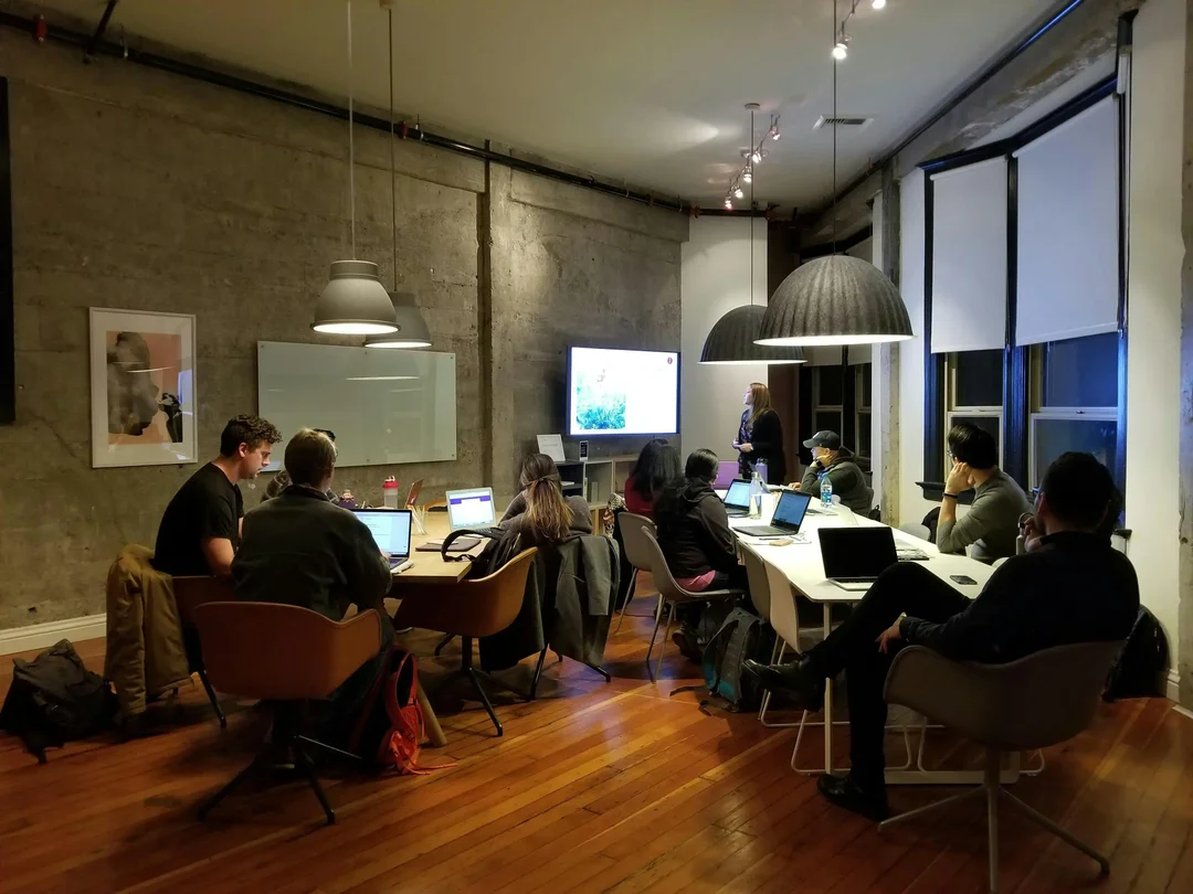 Tech Without Tech Teams: Outsourcing vs. In-House Development